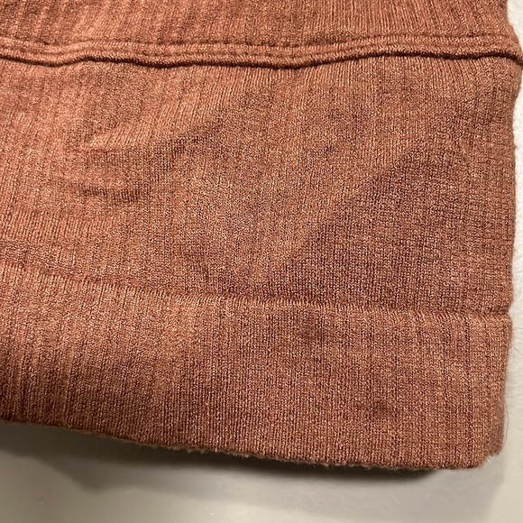 Urban Outfitters - Out From Under Brown Ribbed Crop Top | Size XS/S - Picture 3 of 6